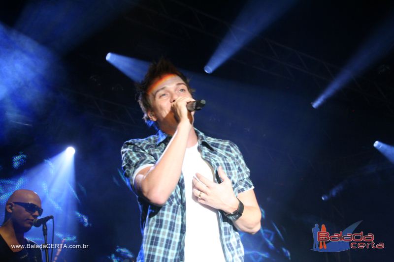 Balada: Show de Michel Tel na Via Stadium em Taguatinga - DF