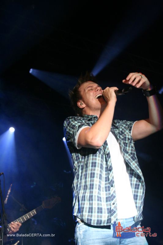 Balada: Show de Michel Tel na Via Stadium em Taguatinga - DF