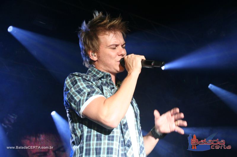 Balada: Show de Michel Tel na Via Stadium em Taguatinga - DF