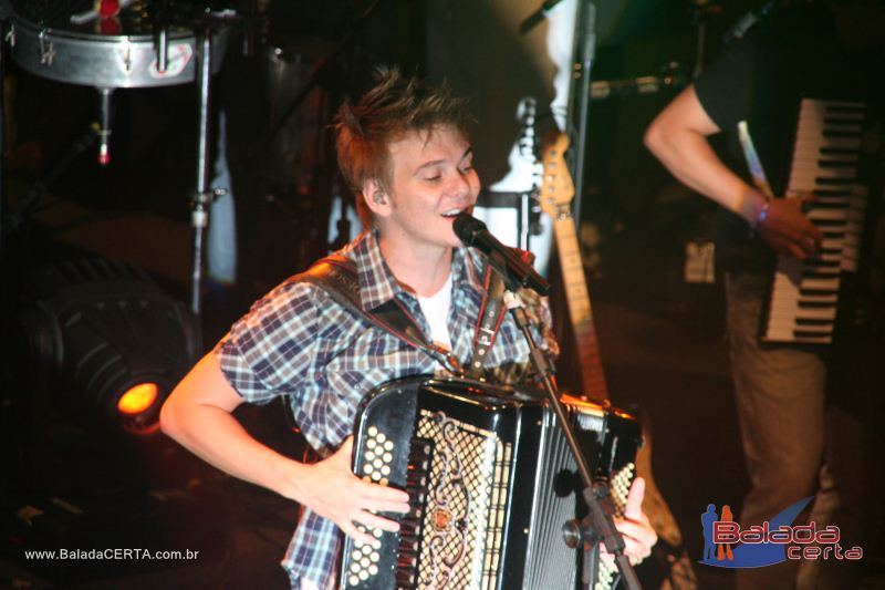 Balada: Show de Michel Tel na Via Stadium em Taguatinga - DF