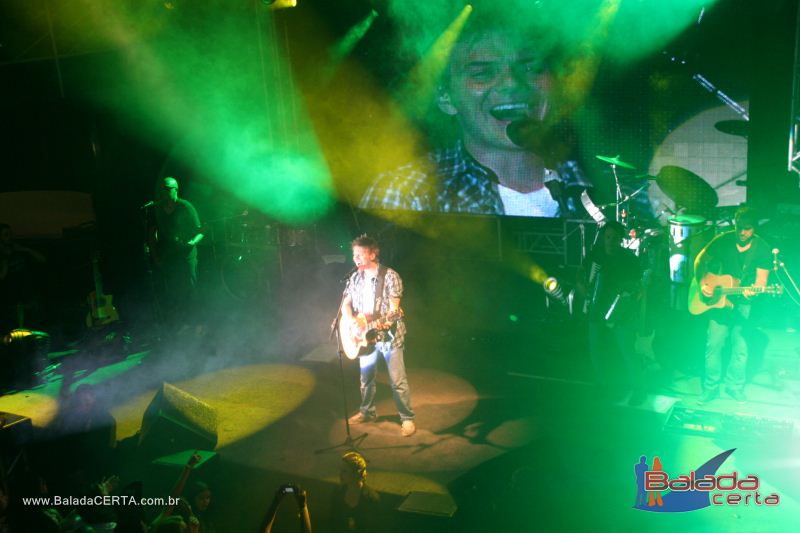 Balada: Show de Michel Tel na Via Stadium em Taguatinga - DF