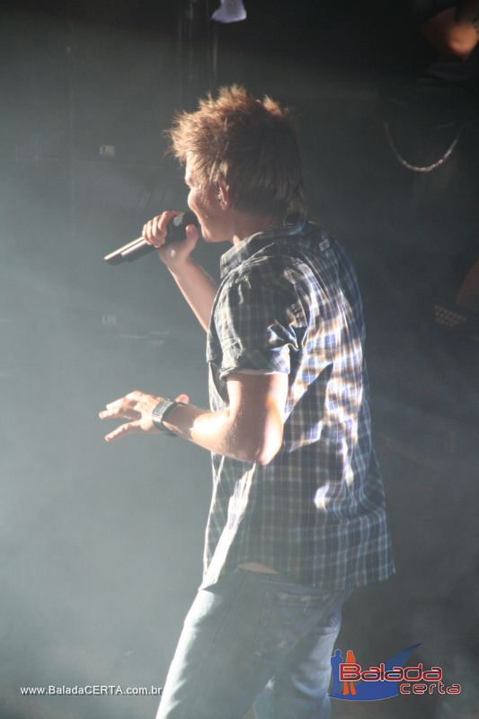 Balada: Show de Michel Tel na Via Stadium em Taguatinga - DF