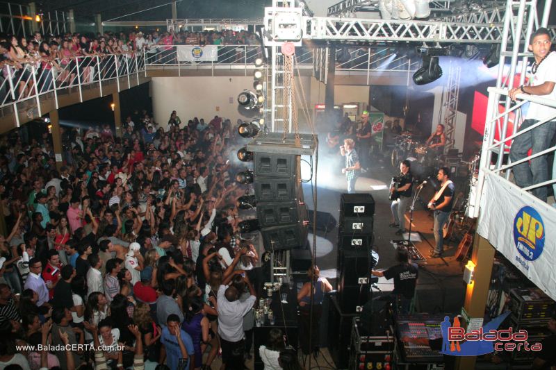 Balada: Show de Michel Tel na Via Stadium em Taguatinga - DF