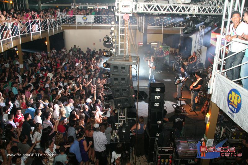 Balada: Show de Michel Tel na Via Stadium em Taguatinga - DF