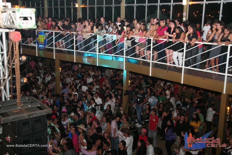 Balada: Show de Michel Tel na Via Stadium em Taguatinga - DF