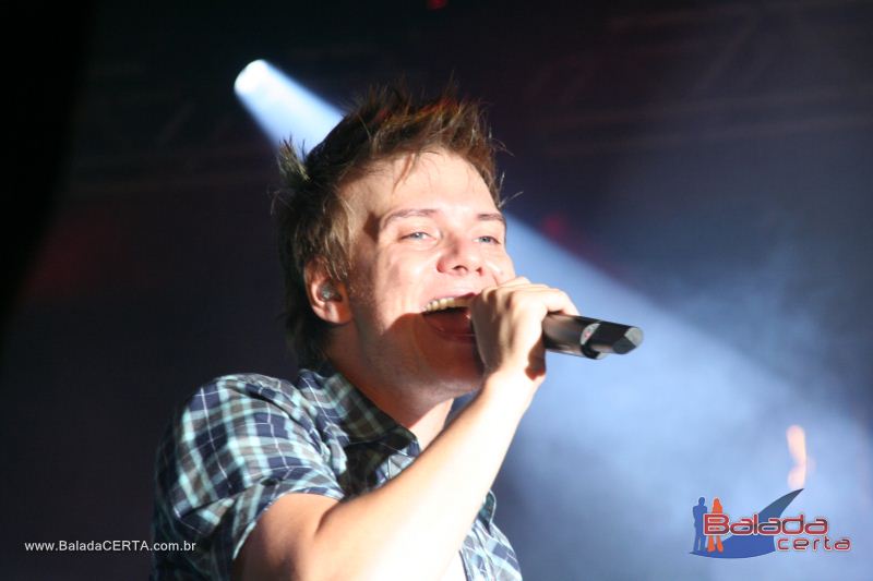 Balada: Show de Michel Tel na Via Stadium em Taguatinga - DF