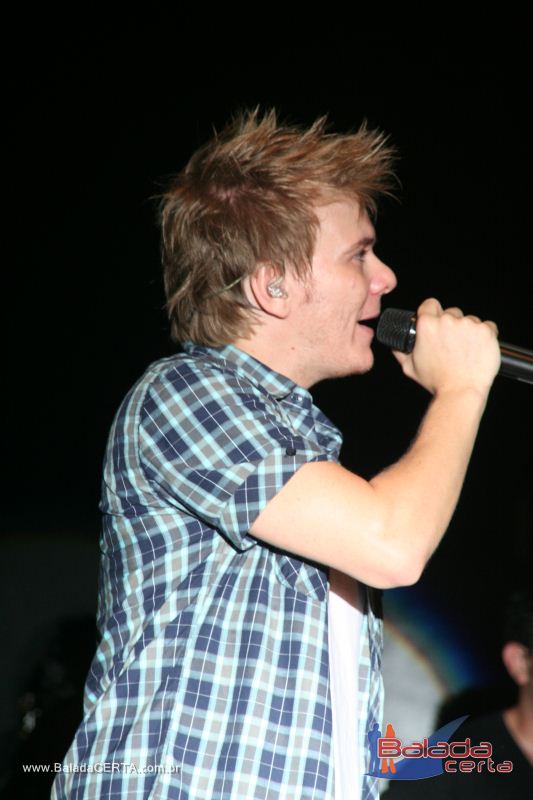 Balada: Show de Michel Tel na Via Stadium em Taguatinga - DF