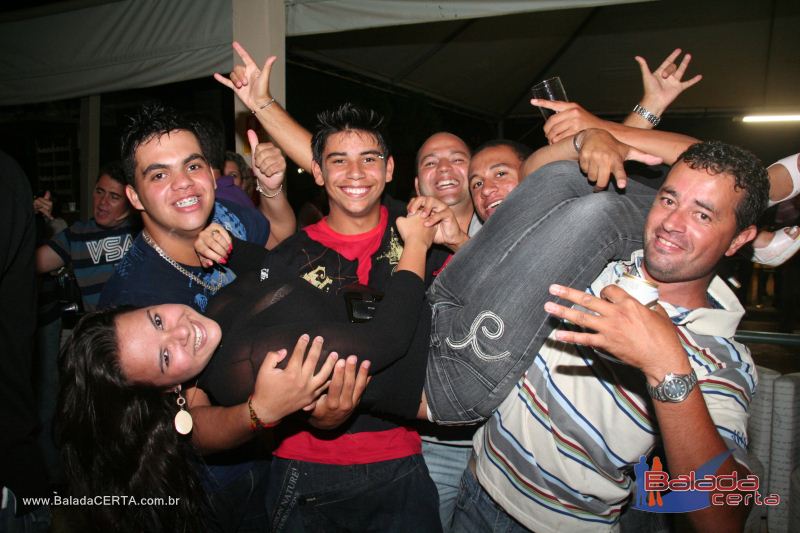 Balada: Show de Michel Tel na Via Stadium em Taguatinga - DF