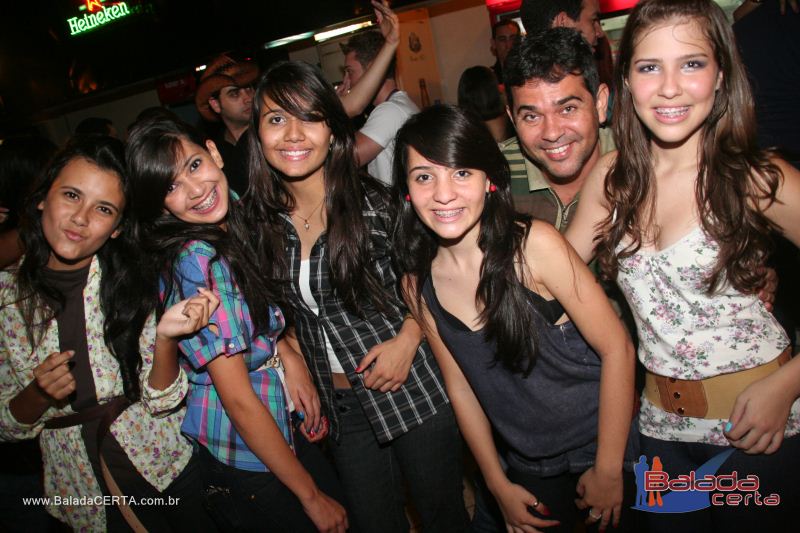 Balada: Show de Michel Tel na Via Stadium em Taguatinga - DF