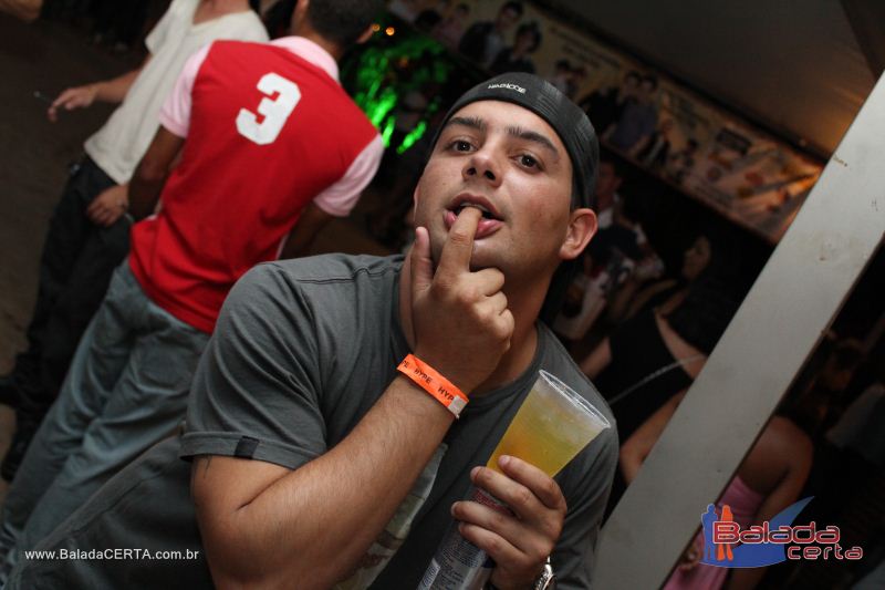 Balada: Show de Leo Magalhes na Via Stadium em Taguatinga - DF