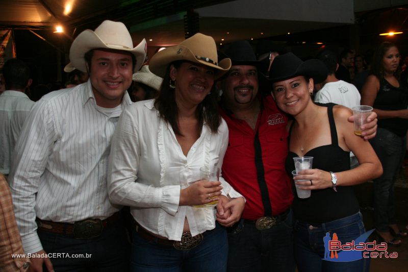 Balada: Show de Z Henrique & Gabriel na Via Stadium em Taguatinga - DF