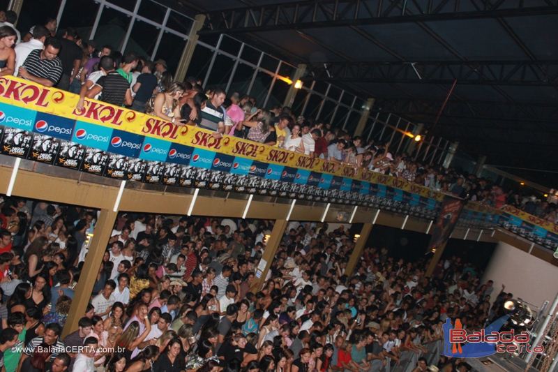 Balada: Fotos de quinta na Via Stadium em Taguatinga - DF