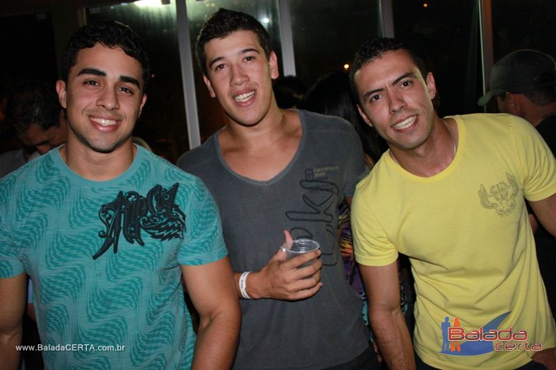 Balada: Fotos de quinta na Via Stadium em Taguatinga - DF