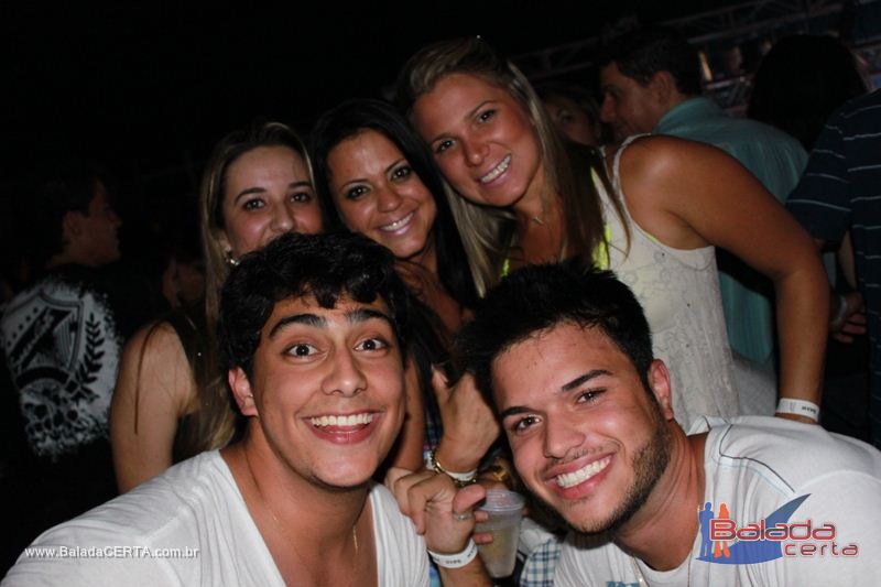 Balada: Fotos de quinta na Via Stadium em Taguatinga - DF