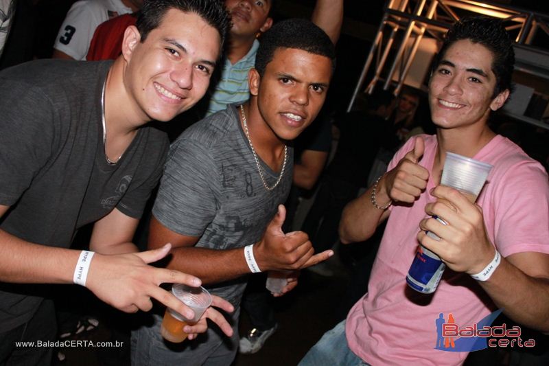 Balada: Fotos de quinta na Via Stadium em Taguatinga - DF