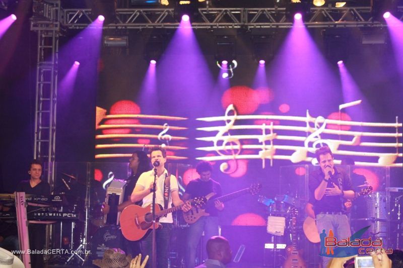 Balada: Fotos de quinta na Via Stadium em Taguatinga - DF