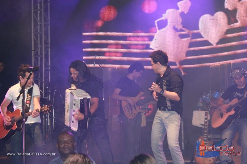 Balada: Fotos de quinta na Via Stadium em Taguatinga - DF