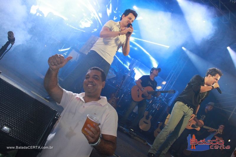 Balada: Fotos de quinta na Via Stadium em Taguatinga - DF