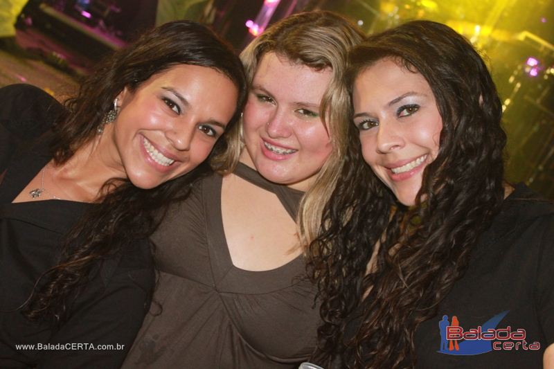 Balada: Fotos de quinta na Via Stadium em Taguatinga - DF