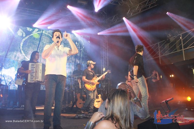 Balada: Fotos de quinta na Via Stadium em Taguatinga - DF