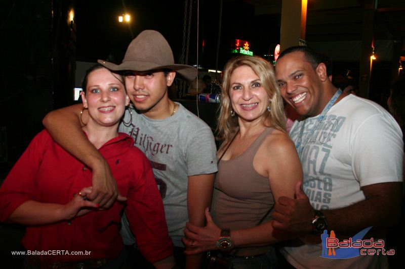 Balada: Fotos de quinta na Via Stadium em Taguatinga - DF