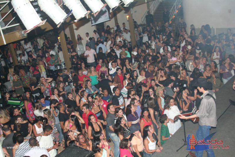 Balada: Fotos de Sexta na Via Stadium em Taguatinga - DF