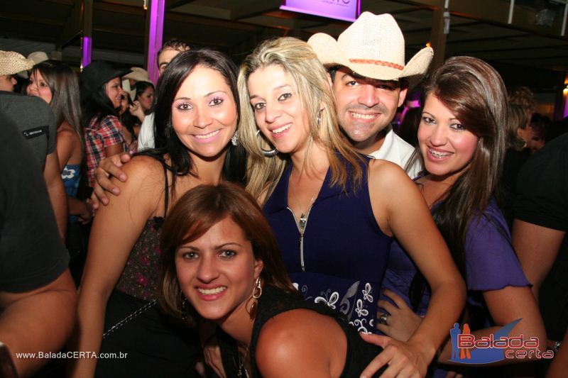 Balada: Fotos de Sexta na Via Stadium em Taguatinga - DF