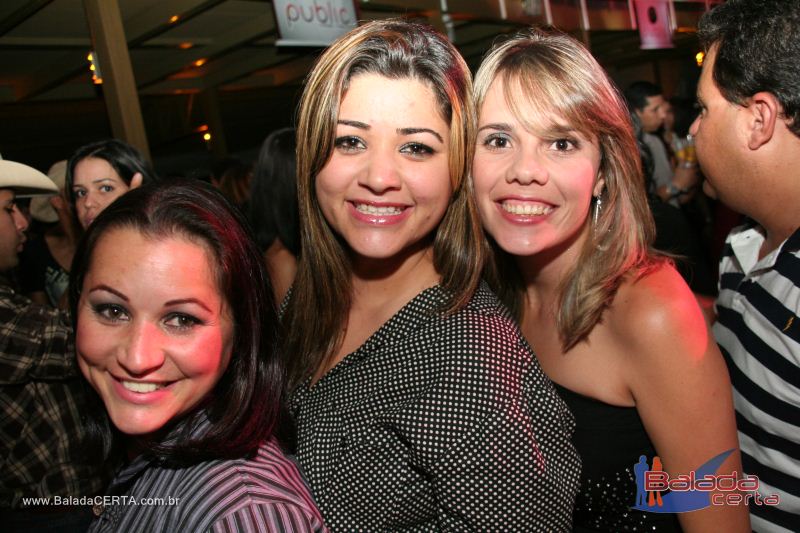 Balada: Fotos de Sexta na Via Stadium em Taguatinga - DF