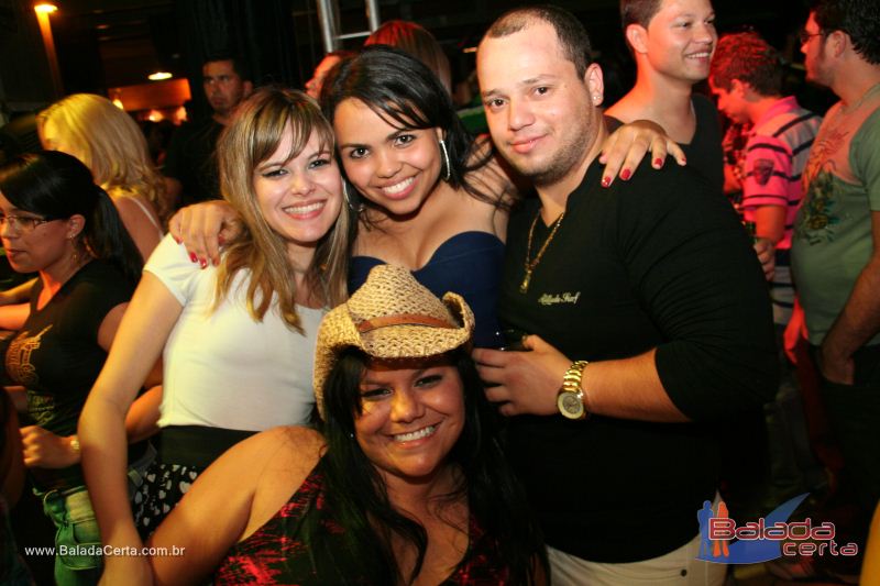 Balada: Fotos de quinta na Via Stadium em Taguatinga - DF