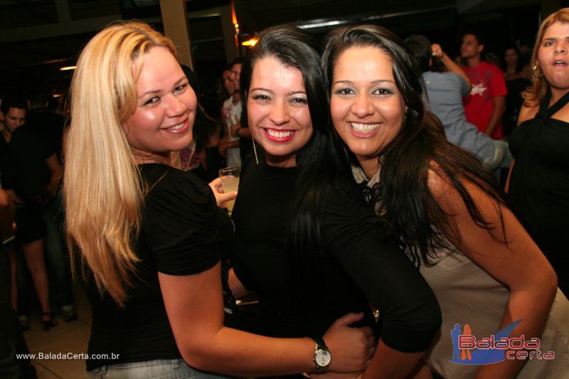 Balada: Fotos de quinta na Via Stadium em Taguatinga - DF