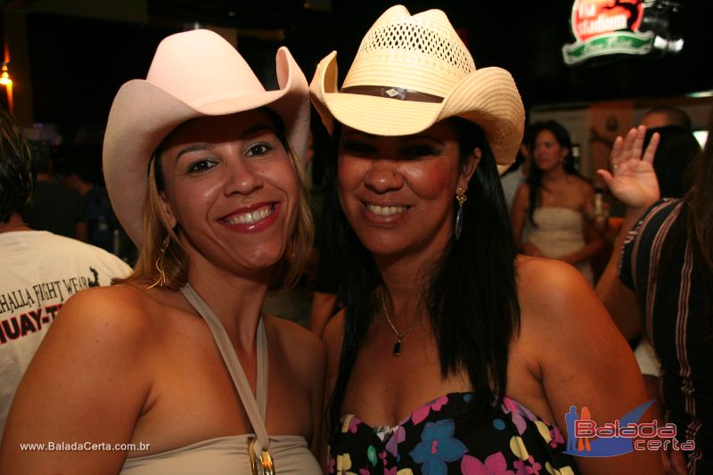 Balada: Fotos de quinta na Via Stadium em Taguatinga - DF