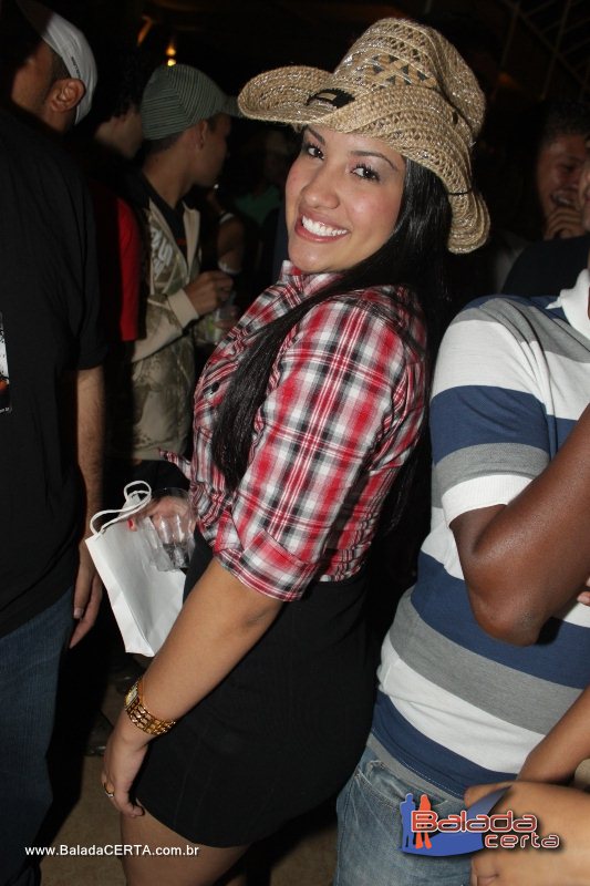 Balada: Show de Marcos & Belutti na Via Stadium em Taguatinga - DF