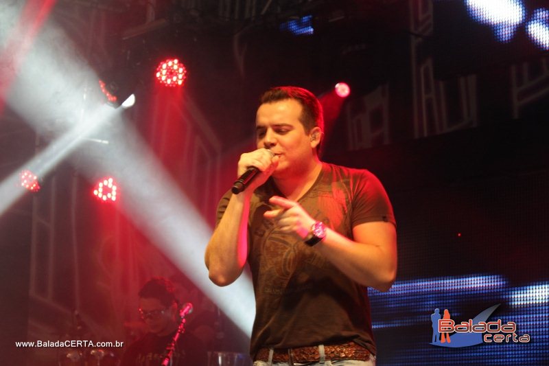 Balada: Show de Marcos & Belutti na Via Stadium em Taguatinga - DF