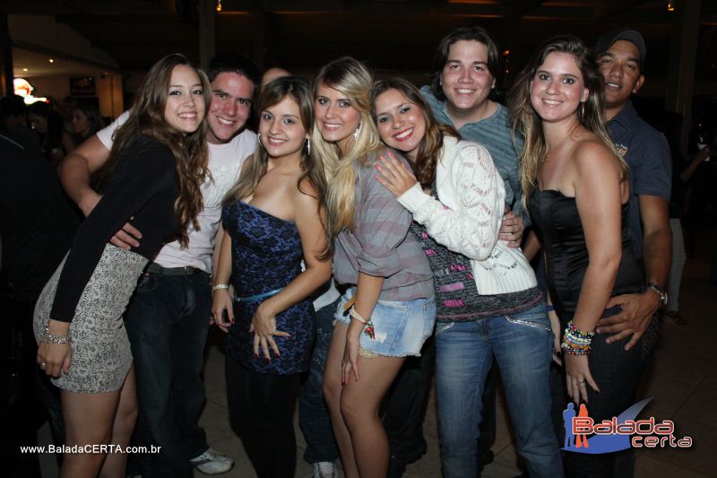 Balada: Fotos de quinta na Via Stadium em Taguatinga - DF