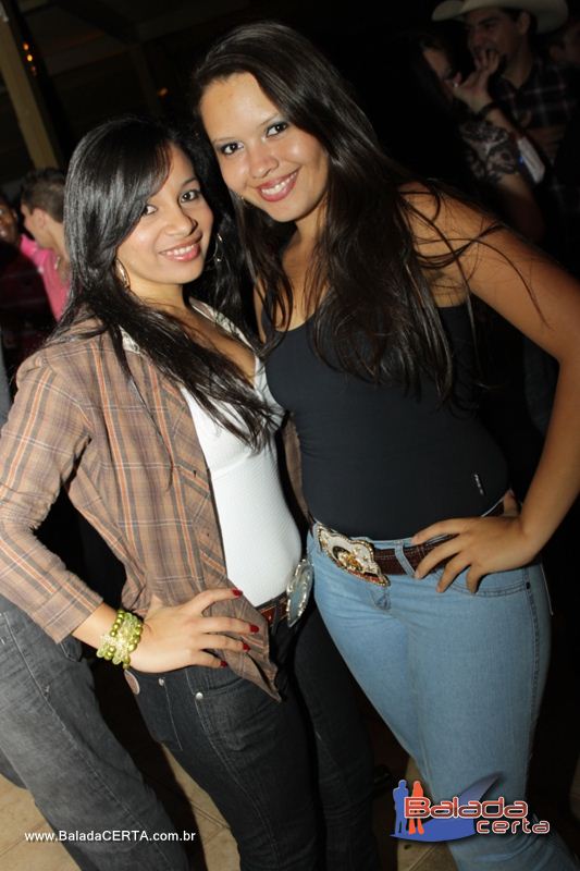 Balada: Show de Emlio & Eduardo na Via Stadium em Taguatinga - DF