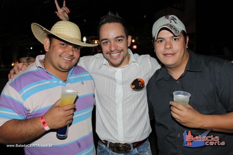 Balada: Show de Emlio & Eduardo na Via Stadium em Taguatinga - DF