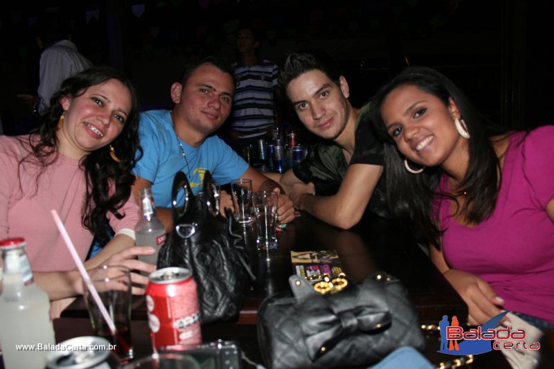Balada: Fotos de quinta na Via Stadium em Taguatinga - DF