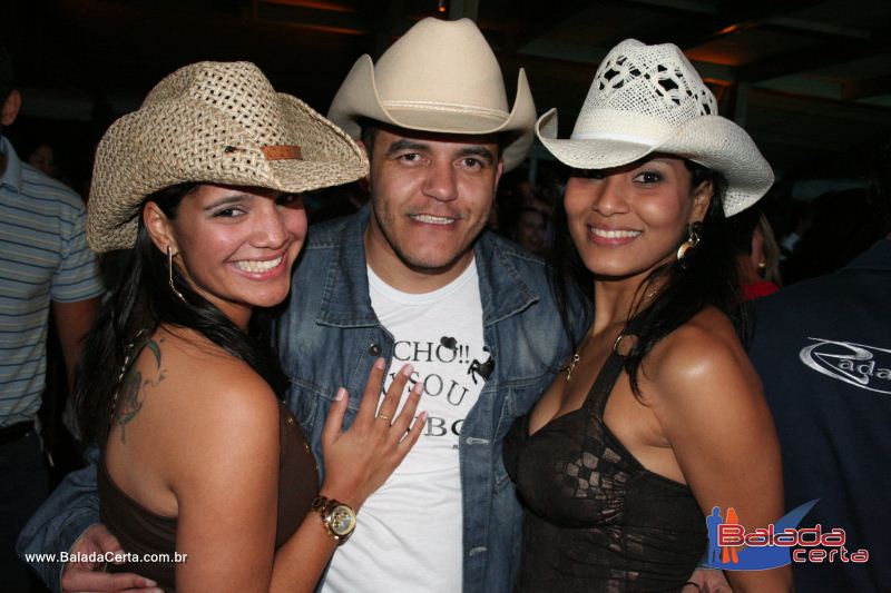 Balada: Fotos de quinta na Via Stadium em Taguatinga - DF