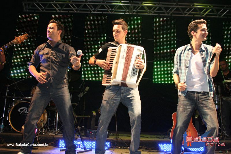 Balada: Fotos de quinta na Via Stadium em Taguatinga - DF