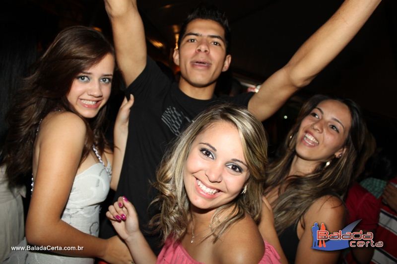 Balada: Fotos de Sabado na Via Stadium em Taguatinga - DF