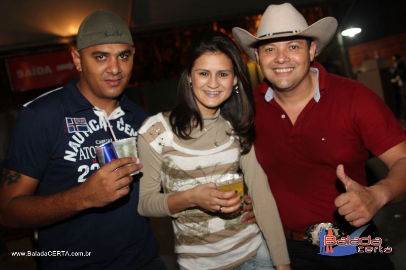 Balada: Fotos de Sexta na Via Stadium com Os Lend�rios - Taguatinga - DF