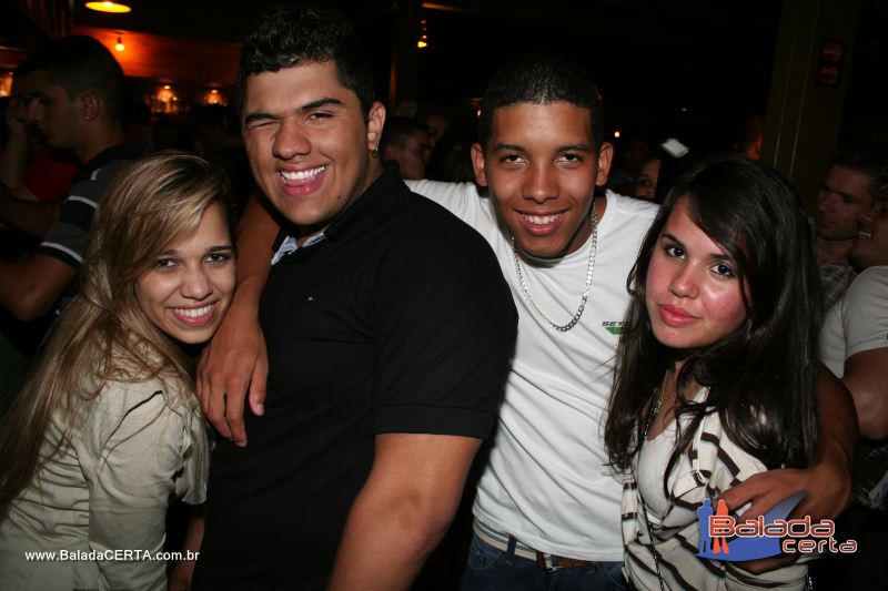 Balada: T� Tarada - A Festa com Cacio & Marcos exclusividade Os Lend�rios - Via Stadium - Taguatinga - DF