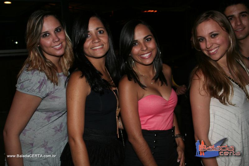 Balada: T� Tarada - A Festa com Cacio & Marcos exclusividade Os Lend�rios - Via Stadium - Taguatinga - DF