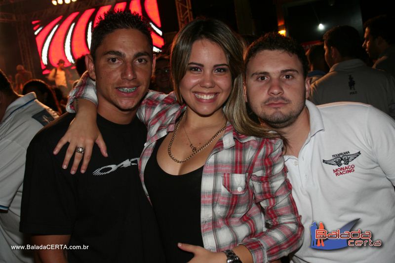 Balada: T� Tarada - A Festa com Cacio & Marcos exclusividade Os Lend�rios - Via Stadium - Taguatinga - DF