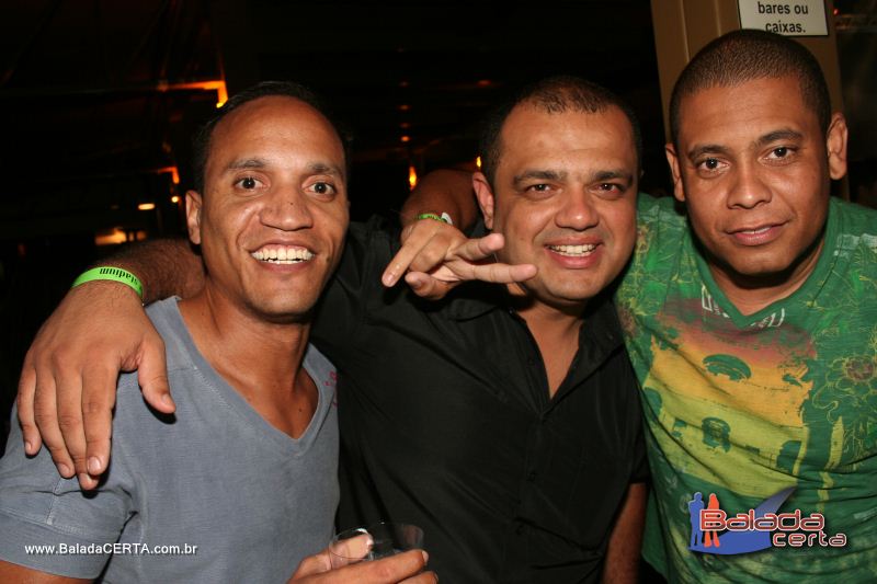 Balada: T� Tarada - A Festa com Cacio & Marcos exclusividade Os Lend�rios - Via Stadium - Taguatinga - DF