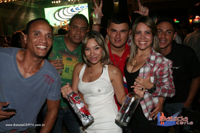 Balada: T� Tarada - A Festa com Cacio & Marcos exclusividade Os Lend�rios - Via Stadium - Taguatinga - DF