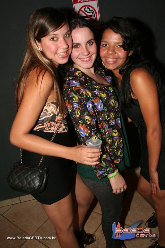Balada: T� Tarada - A Festa com Cacio & Marcos exclusividade Os Lend�rios - Via Stadium - Taguatinga - DF