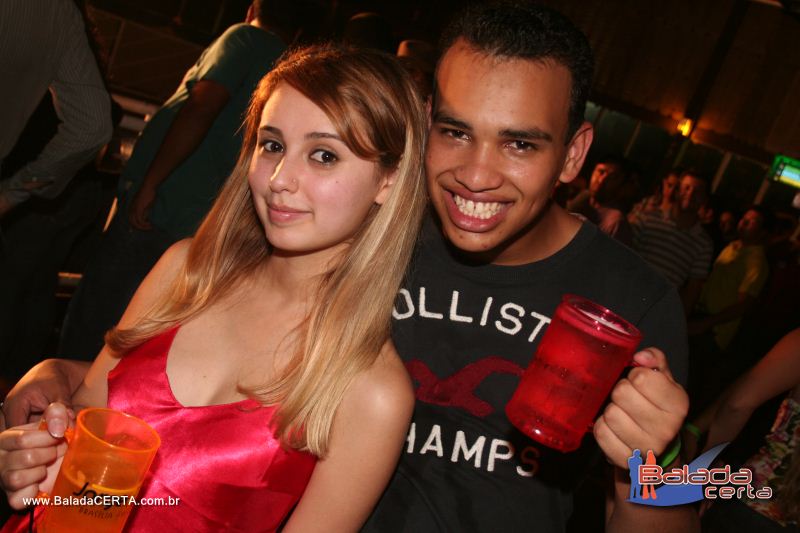 Balada: T� Tarada - A Festa com Cacio & Marcos exclusividade Os Lend�rios - Via Stadium - Taguatinga - DF