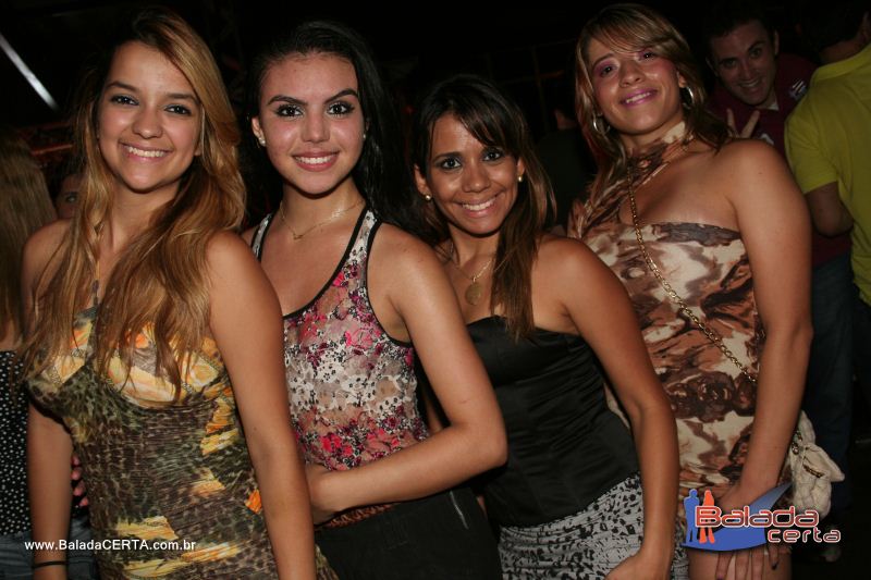 Balada: T� Tarada - A Festa com Cacio & Marcos exclusividade Os Lend�rios - Via Stadium - Taguatinga - DF