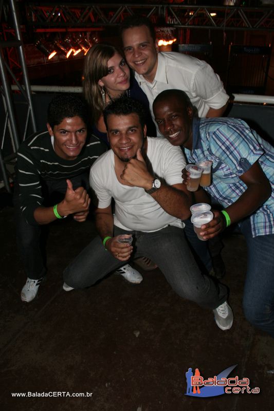 Balada: T� Tarada - A Festa com Cacio & Marcos exclusividade Os Lend�rios - Via Stadium - Taguatinga - DF